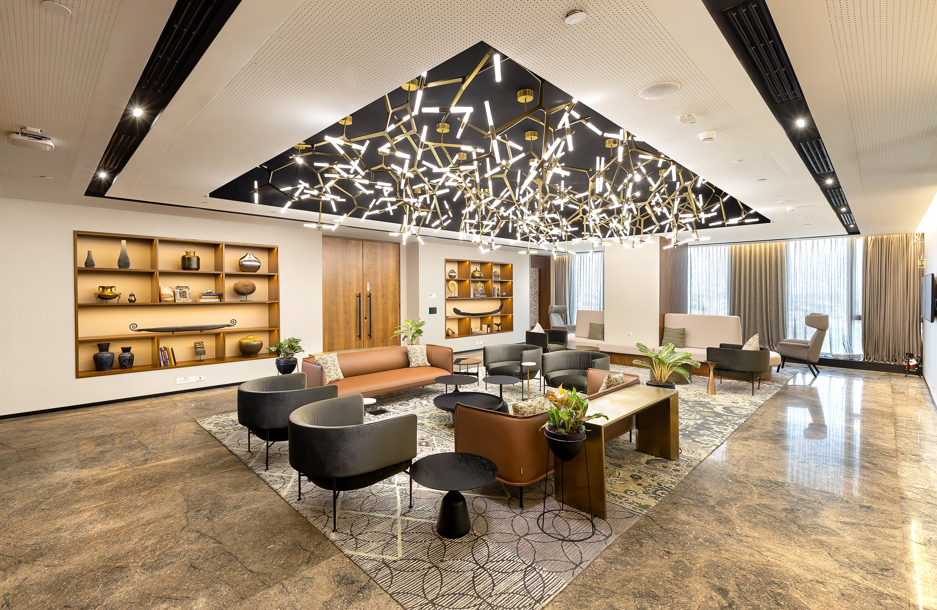 Interior & Exterior Image 11